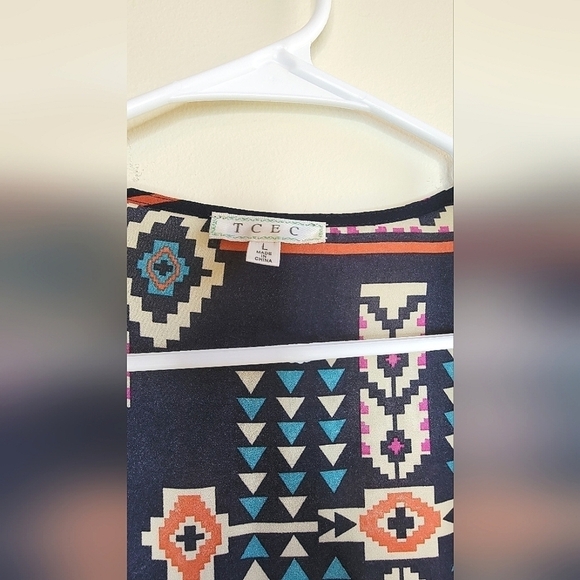 TCEC Western Aztec  Boho Fringe Open Front Duster, Size Large. - Picture 3 of 3